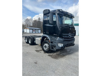 Cab chassis truck Mercedes-Benz Arocs  26.40 6x4 Kipperfahrgestell BB: picture 5
