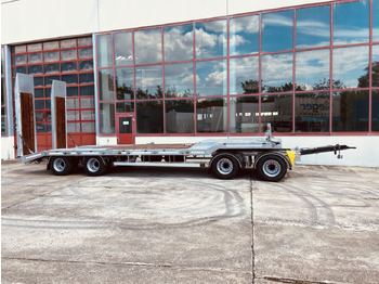 Low loader trailer Möslein  4 Achs Tieflader- Anhänger, Neufahrzeug: picture 2