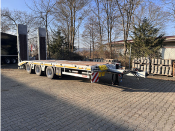 New Low loader trailer for transportation of heavy machinery Möslein TT 32 Zugrohr gerade  34 t GG Tridem- Tieflader 3 Achs, gelenktNeufahrzeug: picture 5
