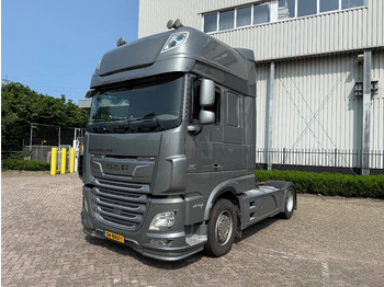 Tractor unit DAF XF 460