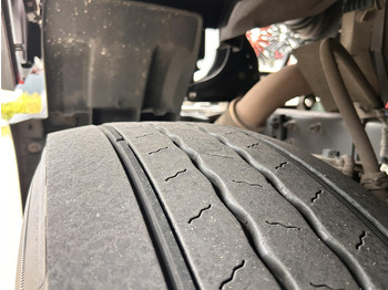 Tractor unit Volvo FH: picture 4