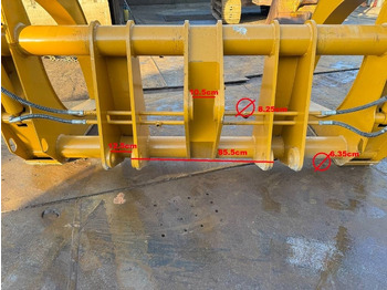 Grapple for Forestry equipment CAT 950 log forks clamp: picture 5