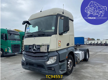 Tractor unit MERCEDES-BENZ Actros 1843