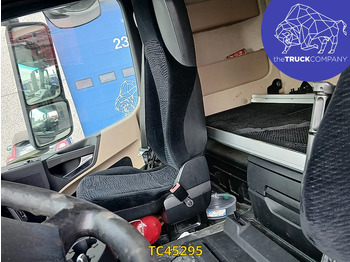 Tractor unit Mercedes-Benz Actros 1843: picture 2