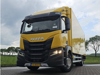 Box truck IVECO S-WAY