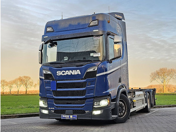 Container transporter/ Swap body truck SCANIA R 410