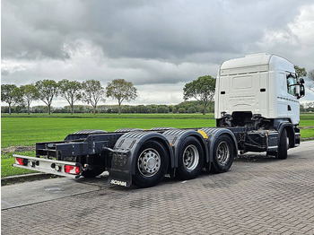 Cab chassis truck Scania R450: picture 3