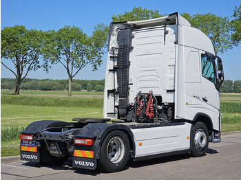 Tractor unit Volvo FH 460 I-SAVE SKIRTS 2XTANK: picture 3