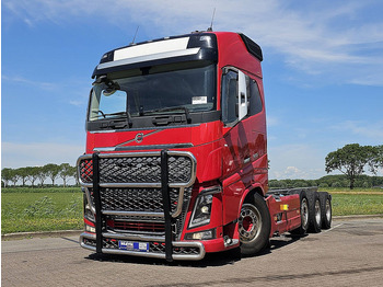 Cab chassis truck VOLVO FH