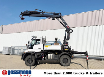 Dropside/ Flatbed truck, Crane truck Unimog U400 4x4, Frontzapfwelle, Heckkran Hiab XS: picture 5