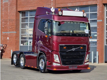 Tractor unit VOLVO FH13 540
