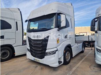 Tractor unit IVECO