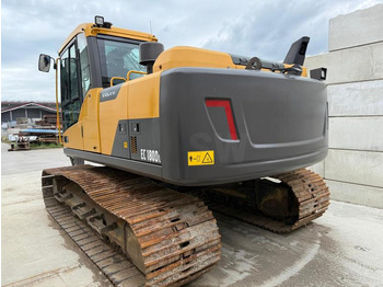 Crawler excavator VOLVO EC180