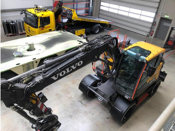 Wheel excavator Volvo EWR130E: picture 5