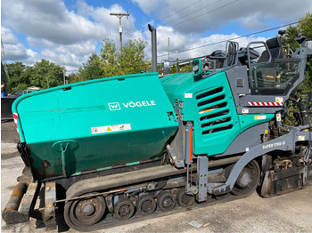Asphalt paver VÖGELE