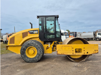 Roller CATERPILLAR CS66B