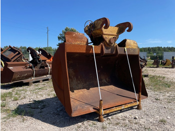 Excavator bucket