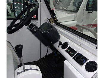 New Baggage tractor AirBusiness Electric Tractor: picture 4