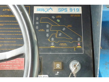 Passenger stairs SOVAM Passenger Stairs 1.9 SPS: picture 4 Passenger stairs SOVAM Passenger Stairs 1.9 SPS: picture 4