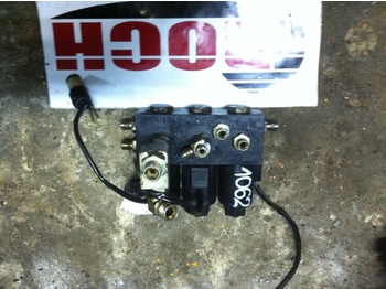Hydraulic valve