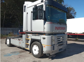 Tractor unit RENAULT Magnum 480