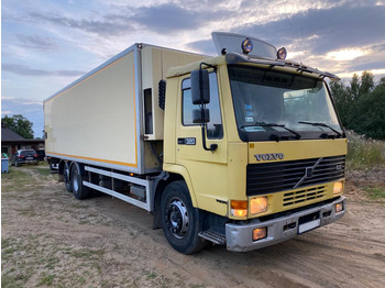Refrigerator truck VOLVO FL 320: picture 1
