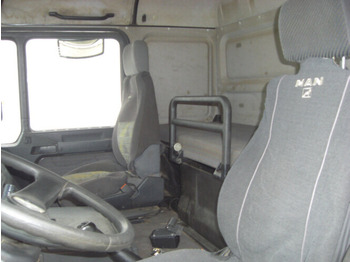 Cab chassis truck MAN T39 26.364 6x4: picture 2