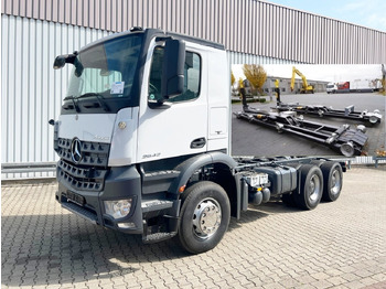 Hook lift truck MERCEDES-BENZ Arocs 2642