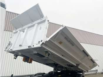 New Tipper Mercedes-Benz Arocs 2645 K 6x4 Arocs 2645 K 6x4, MultimediaCockpit, Bordmatik links: picture 2 New Tipper Mercedes-Benz Arocs 2645 K 6x4 Arocs 2645 K 6x4, MultimediaCockpit, Bordmatik links: picture 2