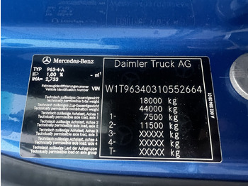 New Tractor unit Mercedes-Benz Actros 1843 LS 4x4 HAD Actros 1843 LS 4x4 HAD, HydroDrive, MirrorCam, MultimediaCockpit: picture 4