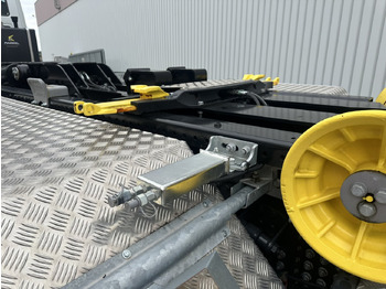 New Hook lift truck X-Way AD360X48Z 8x4 X-Way AD360X48Z 8x4, Motorabtrieb, Navi, Schub-Knick: picture 3