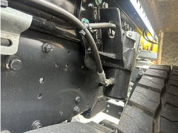 New Hook lift truck X-Way AD360X48Z 8x4 X-Way AD360X48Z 8x4, Motorabtrieb, Navi, Schub-Knick: picture 4