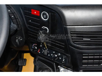 Cab chassis truck Iveco T-WAY AD380T47H 6x4 R24 Tyres Chassis - Barcelona Stock: picture 5