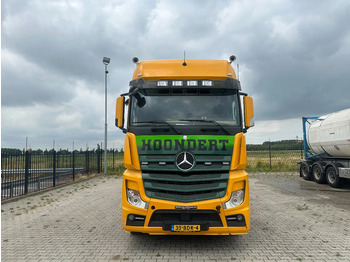 Tractor unit Mercedes-Benz Actros 2748 LS 6x2 BROKEN ENGINE: picture 5