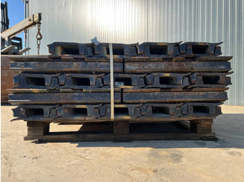 New Attachment for Construction machinery Cat 330C / 330D / 336D / 336E / 336F Shoes: picture 4