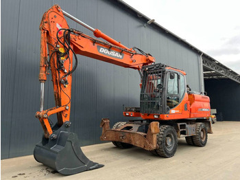 Wheel excavator DOOSAN DX210
