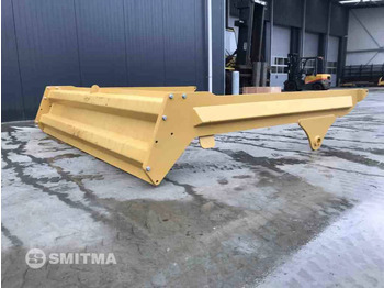 New Tail lift for Construction machinery Volvo A35F: picture 4