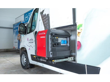New Vending truck Bannert ICE Truck / Witryna Lodowa / Lody / Ice Cream: picture 3