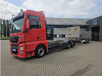 Container transporter/ Swap body truck MAN TGX 26.500