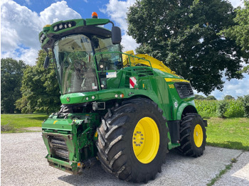 Harvester JOHN DEERE