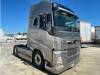 Tractor unit VOLVO FH 500