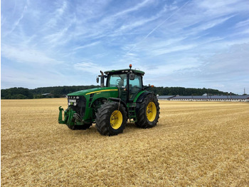 Farm tractor John Deere 8345 R: picture 2