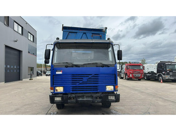 Leasing of Volvo FL 12.380 (8X4 /STEEL SUSP. / BOITE MANUELLE / MANUAL GEARBOX) Volvo FL 12.380 (8X4 /STEEL SUSP. / BOITE MANUELLE / MANUAL GEARBOX): picture 2