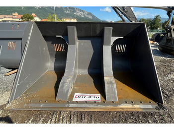 Loader bucket