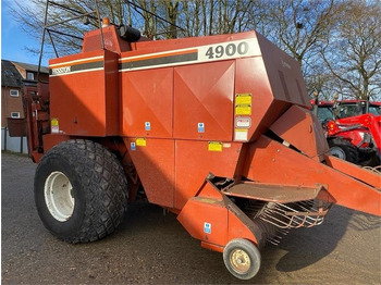 Square baler HESSTON