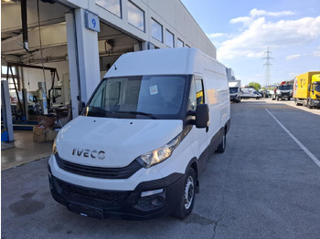 Passenger van IVECO Daily 35s14