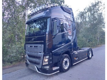 Tractor unit VOLVO FH16 650
