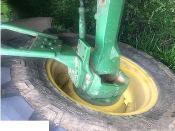 Wheel hub JOHN DEERE