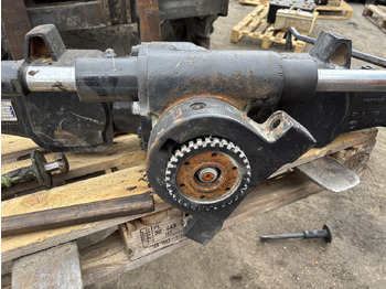 Steering knuckle for Agricultural machinery Valtra N92 - most przedni - zwolnica zwrotnica siłownik dyferencjał atak: picture 2