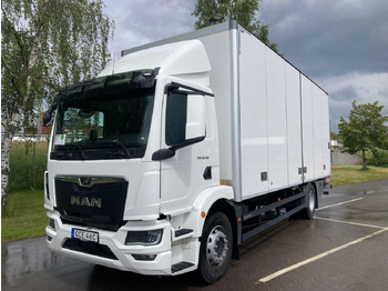 Box truck